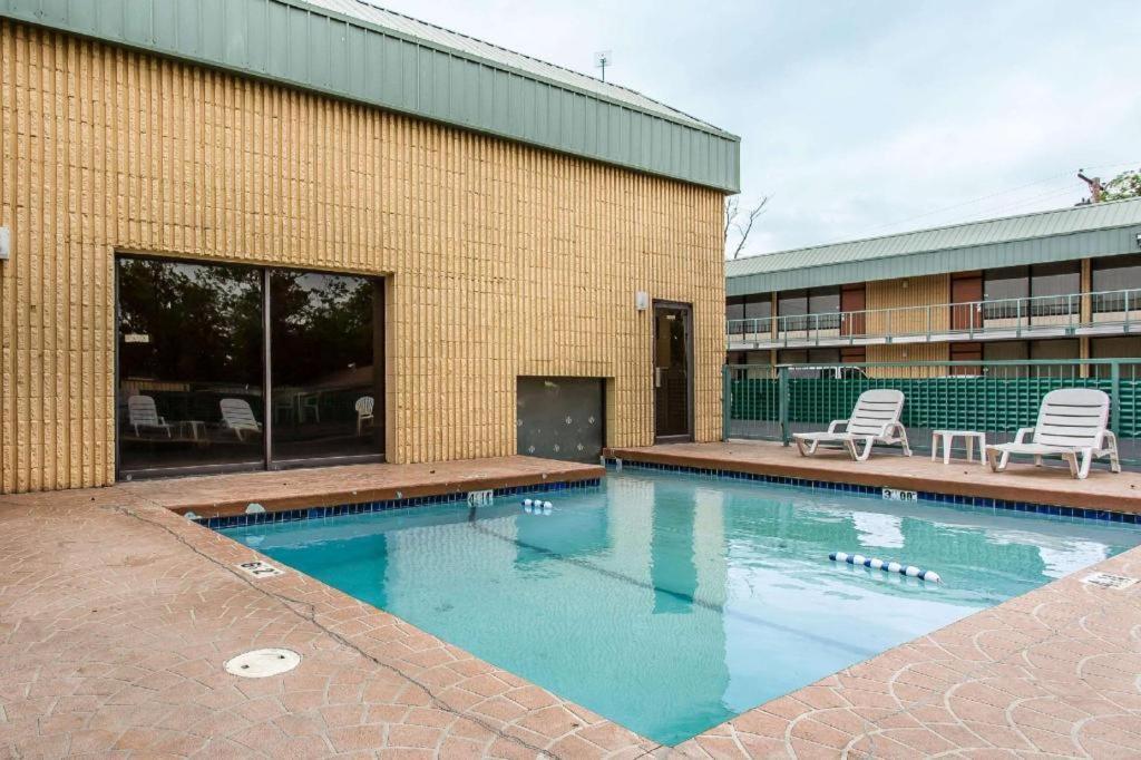 Rodeway Inn Lawton Dış mekan fotoğraf