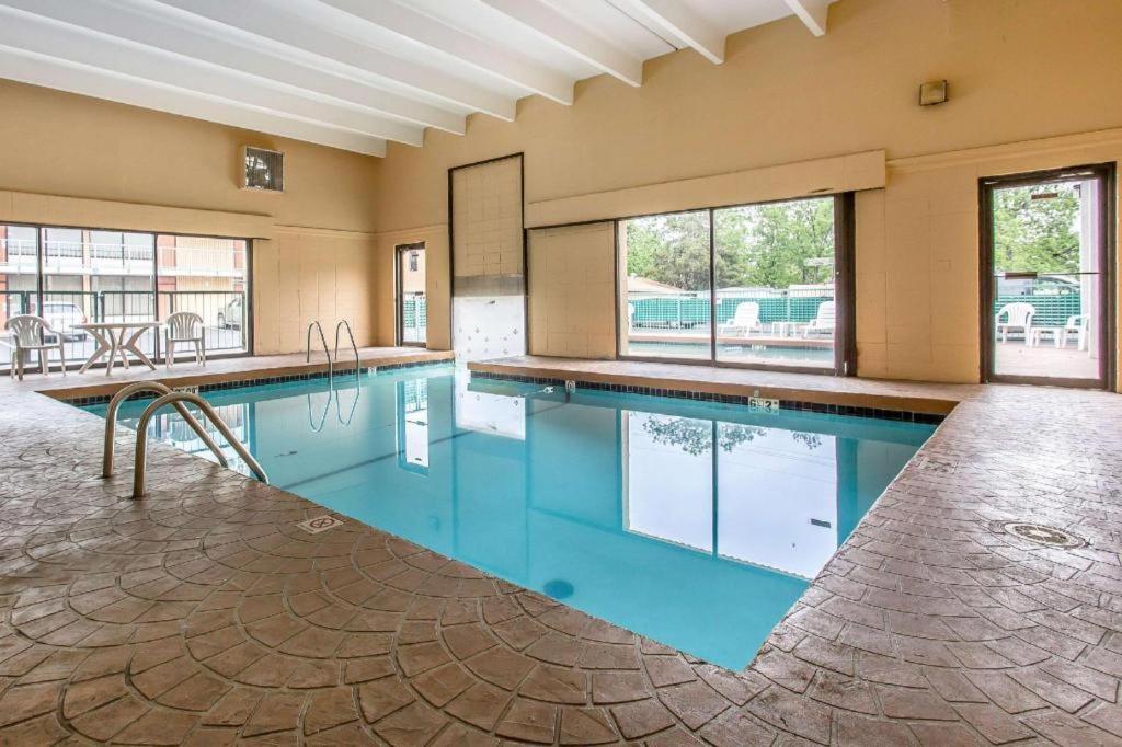 Rodeway Inn Lawton Dış mekan fotoğraf